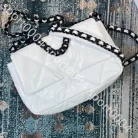 El çantası Kadın Omuz Çantası Yeni Tasarımcı Marka Deri Lüks Kadınlar Messenger Çantası Moda Metter Metal Toka Çantası Tam Paket Kutusu