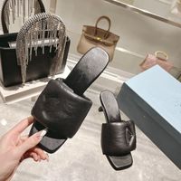 23SS Slippers Designer High Heels Women Slides Thong مع Flip Double Flops Slipper Metal Stain Fashion Summer Shoes