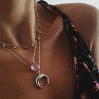 Colliers pendants 2023 Bohême Crystal Moon Circular Chain Multi-couche Collier de la personnalité des femmes Accessoires de bijoux pour femmes