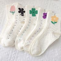 Mulheres meias de algodão feminino Flores adoráveis ​​do tubo médio coreano Braneco respirável no atacado para meninas presentes meia