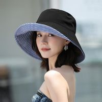 Boinas Doble de uso del doble Sombrero de pescado para mujeres Cubierias de cubo de rayas sólidas Summer Summer Anti-UV Wide Brim protector solar protector solar