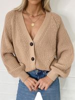 Tricot de tricots pour femmes zoki femmes cardigans tricotés pull d'automne à manches longues bouton décontracté bouton décontracté v cou de cou solide
