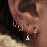 Pendientes de aro Gold chapado colado para mujeres oídos de tachuelas Drinestone cúbica Zirconia 2023 joyas al por mayor