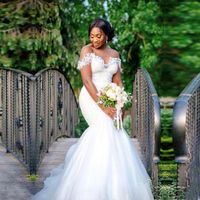 2023 Afrykańskie sukienki ślubne syreny z ramion ukochana sukienka ślubna koronkowe aplikacje Perły Vestido de noiva