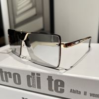 Luxus-Mode-Sonnenbrille für Frauen, heiße Designer-Sommer-8346-Stil, Anti-Ultraviolett-Retro-Platte, quadratisch, Vollformat-Brille, zufällige Box