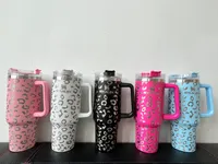 Leopard stanley With Logo quencher 40oz Bicchieri rosa con manico Tazze termiche con coperchi e cannucce Bicchiere da caffè in acciaio inossidabile Termos Tazze pronte per la spedizione