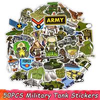 50 pezzi Toys Adesivo per carro armato militare per ragazzi Adesivi anime di cartone animato fresco per laptop frigo