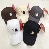 Luxurys Desingers Beyzbol Erkek Kapağı Kadın Mektuplar Modaya Güneş Gölgesi Koruma Baskı Hatsladies Ponytail Beyzbol Şapkası Renkleri İşlemeli