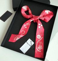 20style Designer Letters Imprima Faixa de leopardo de seda floral para mulheres para mulheres lenços longos lenços de bolsa Paris Bolsa de bagagem de mão