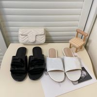 Zapatillas para mujeres zapatillas de cuero de verano de alta calidad patente de plato exterior samdals zapatillas