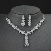 Collares colgantes 2pcs por set de joyería de novia de pera de lujo para mujeres anualidad de regalo al por mayor J8018 230506