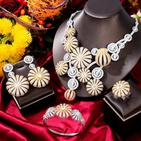Collier Boucles d'oreilles Set Soramoore Luxury Big Charm Flowers 4pcs Bangle Ring Jewelry for Women Bridal Wedding Party