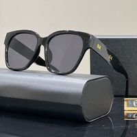 Luxuriöse Designer-Sonnenbrille für Damen, modische Sonnenbrille, UV-beständig, klassischer Stil, mit Box, sehr gut, schön