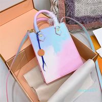 Mini bolsas de sacolas de luxo Bolsa de designer de luxo Bolsas de ombro de moda Mulheres de letra de alta qualidade Carteira Metálica