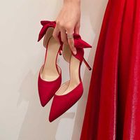 Отсуть обувь Элегантная бахновая высокая каблука Женская обувь 6 см 8 см. Стилетто Холлоу Женщины Пешеты Свадебные туфли на каблуках невесты сексуальные женские каблуки для вечеринки AA230509