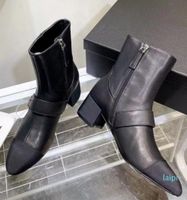 Designer-Kniehohe Stiefel aus schwarzem Leder für Damen mit quadratischem Absatz, hohe Damenstiefel mit Schnalle, Schuhe 6565830