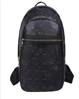 디자이너 디스커버리 맨 배낭 가방 남자 더블 숄더백 크루즈 스프링 쇼 디자인 핸드백 학생 학교 배낭 노트북 야외 스폿 가방 여성
