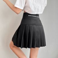 Юбки продают женские юбки женская корейская мода кавалевая офисная женщина носить женские девушки милая сексуальная черная мини -плиссированная юбка 2 230403