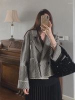 Kadın Ceketleri Çizgili Örme Mahsul Tasarlanmış Vintage Modern Gevşek Eğlence Zarif Ofis Lady Estetik Nazik Palto Sonbahar Şık