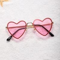 Occhiali da sole Landseen Cute Pink Heart Decorative DECORATIVE Romantico in lega di telai da sole per donne Celebrità Internet Consiglia