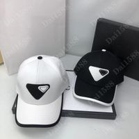 Casquette Beyzbol Kapağı Tasarımcı Caps Lüks Şapka UNISEX SOMING BERRETTO DA Beyzbol Ayarlanabilir Şapka Katı Mektup Kovboy Kova Şapkası
