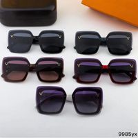 Дизайнерские солнцезащитные очки Классические очки Goggle Outdoor Beach Sun Glasses для мужчины Женщина Треугольная подпись