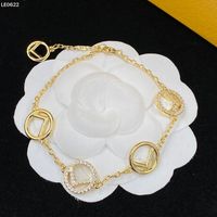 Diseñadores de joyas brazalete de encanto para mujer Carta de lujo F Netter F Diseñador Pulseras de oro Classic Simpie Style Pendence 2304128PE