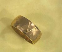 2023 Love Ring Men 's Ring Luxury Jeubley Titanium Yellow Gold Silver Rose Size Size 6/7/8/911mm 비 알레르기 반지 디자이너 여성 보석