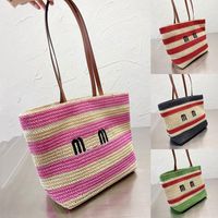 حقيبة مصممة للنساء قش الحياكة حقيبة اليد الصيفية حقائب الشاطئ