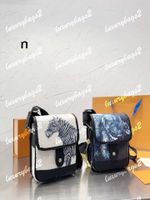 Bags Bags Luxurys diseñadores Totes Distrito PM Men Pack Pack Bag N41028 Totes bolsos cruzados Bolsos de mano Viaje al aire libre 20 cm