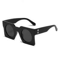 Fora dos óculos de sol 2022 Offs Novos homens Moda Moda Os óculos de sol Big Frame