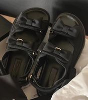 Sandalias de diseñador Pisas de verano zapatos de plataforma de cuero de verdad sexy Slippers de playa de damas