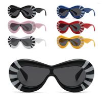 Óculos de sol 2023 Eyewear UV400 Oval de grandes dimensões Y2K Sol óculos espessos estéticos tonalidades infladas