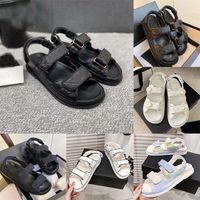 Tasarımcı Kadınlar Sandalet Kristal Buzağı Deri Sıradan Ayakkabı Kadın Slaytlar Lüks Kapiteli Platform Yaz Plajı Terlik Flip Flips Boyut 35-40