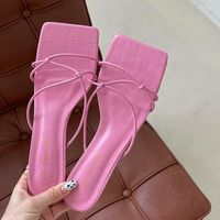 Sandaler kvinnor skor damer höga klackar kvinna tofflor fyrkantiga modeparty kvinnlig dam casual för 2023