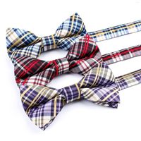 Bow Ties Erkekler Ekose Bowties Moda Erkek Kadınlar Takım Aksesuarları Düğün Kırmızı Kravatlar İngiliz Tarz Okulu Üniforma Kontrol Bowknot
