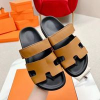 المصمم الفاخر جلد H Slippers Sandals الكلاسيكية مسطحة نساء النعال الصيفية الشاطئ النعال غير الرسمية سيدة أزياء صندل