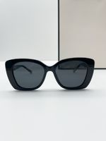 2023 Óculos de sol de luxo de luxo Designer de lentes Polaroid Womens masculino óculos sênior para mulheres Óculos de óculos de metal vintage com copos de sol com caixa 5422