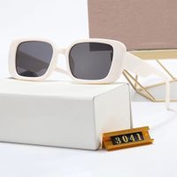 Gafas de sol de dise￱ador de moda anteojos cl￡sicos de gafas al aire libre Gafas para el sol para el hombre mujer opcional