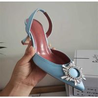 샌들 2022 투명하게 고급 브랜드 여성 펌프 크리스탈 슬링 백 하이힐 여름 신부 신발 편안한 삼각형 웨딩 신발 g230211