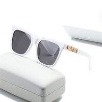 Mujeres de lujo de alta calidad 4318 Gafas de sol Fashion Gafas Sol Protecci￳n UV Men dise￱ador Dise￱ador Gradiente Bisagra de metal Mujeres Caja de espect￡culos