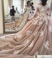 2022 vestidos de noiva de champanhe vestido de bola de noiva mangas compridas do decote do ombro Apliques de espartilho de decote no ombro