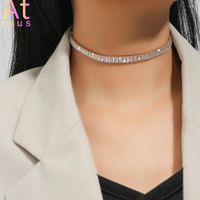 Gargantilla coreana vendiendo joyas de moda cobre incrustado circón de lujo collar brillante y sexy damas fiestas ot chaquera cadena