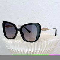 Okulary przeciwsłoneczne 2023 Designerskie panie 03ys Women Square Vintage Driving Słońca okulary ochronne UV400