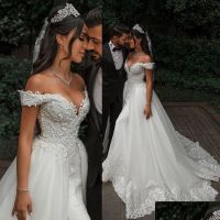 2023 Vestidos de noiva do jardim Tulle do vestido de noiva do ombro Apliques de renda de ombro Mangas de presas de mi￧angas Varra
