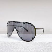 Diseñadores de gafas de sol funky para hombres y mujeres Summer 1043 Estilo Anti-ultravioleta Placa de gafas sin marco Caja aleatoria