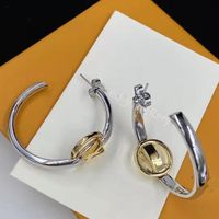 2022 Neue Mode Womens Big Circle einfache Ohrringe Reifen Ohrringe für Frauen hohe Qualität