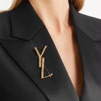 2022 Fashion Classic Bamboo Brooch Gold Women Women Brooch Luxury Designer Letters عرض عالي الجودة للرجال الأعمال السيدات المجوهرات accessori225z