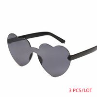 Neue dreiteilige Liebes-Herz-Objektiv-Sonnenbrille für Damen, transparente Kunststoff-Brille, Stil, Sonnenbrille, weiblich, klare Candy-Farbe