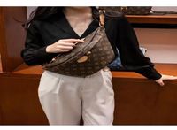 DHGate: Louis Vuitton Bumbag 😍😍 The BEST LV Bumbag! 